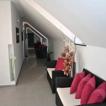 招待所 Star House Hevlín