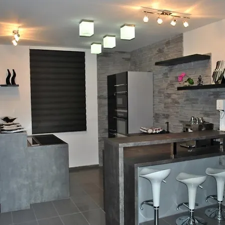 Star House Hevlín