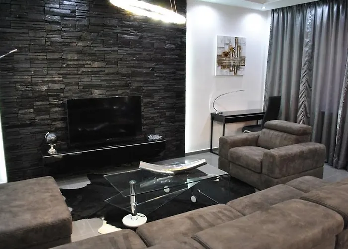 Star House
